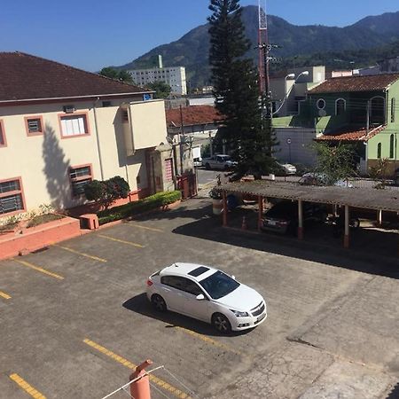 Hotel Guanabara Карагуататуба Екстер'єр фото