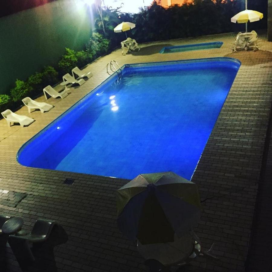 Hotel Guanabara Карагуататуба Екстер'єр фото